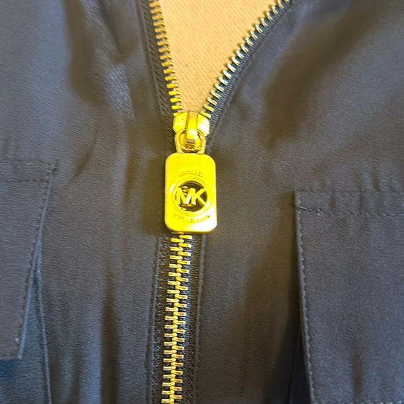 New Michael Kors Hi/Lo sheer black w/ gold accent front zipper with monogram XXL - Picture 5 of 10